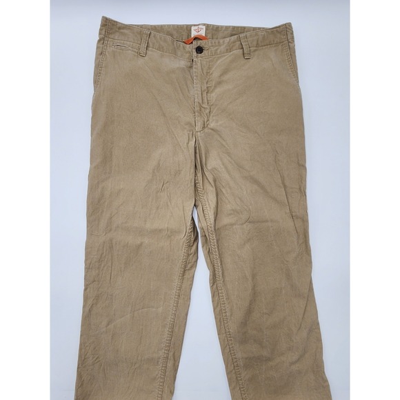 DOCKERS by Levi Strauss Mens Flat Front Beige/Khaki Pants 34x30 D3 Relaxed Fit - Picture 1 of 16